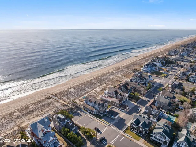 $10,700,000 | 409 East Avenue, Bay Head, NJ 08742
