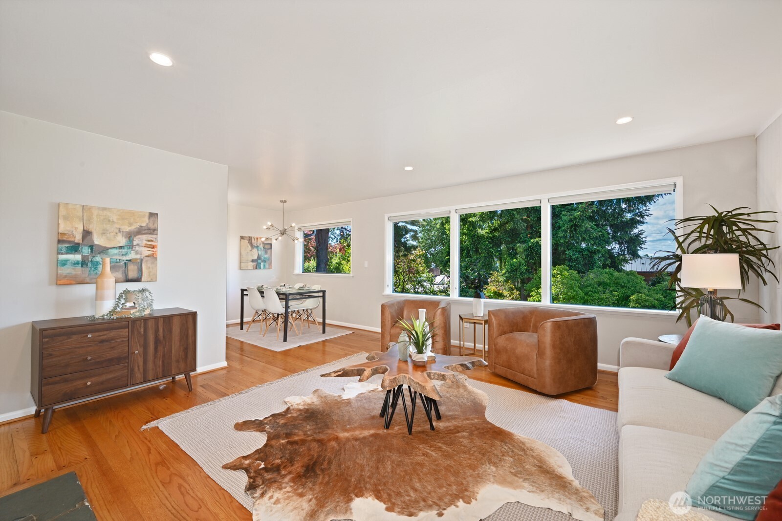 9003 43rd Place Southwest Seattle, WA 98136 - Photo 11 of 39 Gallery Image 11