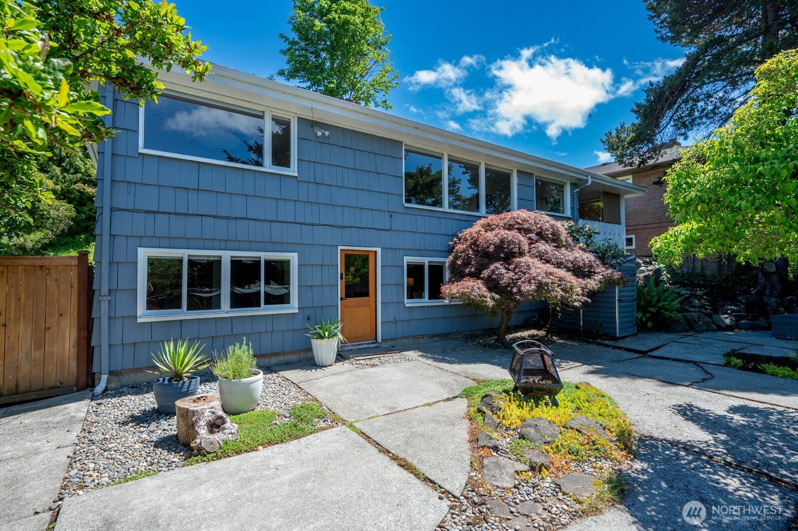 9003 43rd Place Southwest Seattle, WA 98136 - Photo 31 of 39 Gallery Image 31