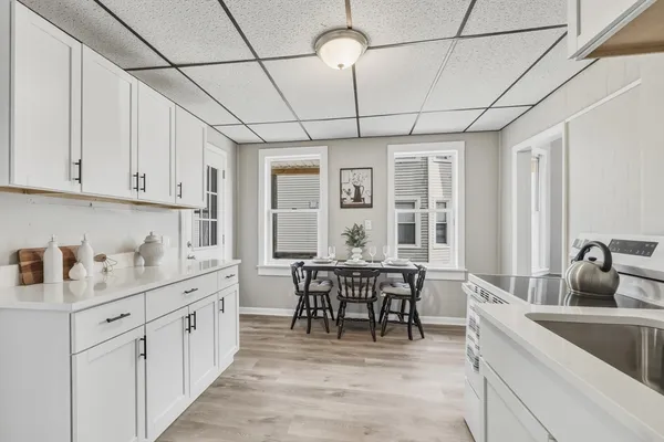 $449,987 | 207-209 White Street, Springfield, MA 01108