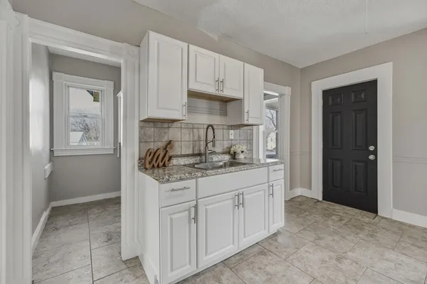 $449,987 | 207-209 White Street, Springfield, MA 01108