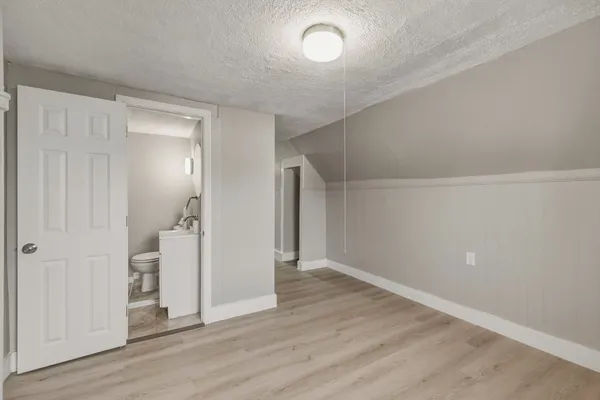 $449,987 | 207-209 White Street, Springfield, MA 01108