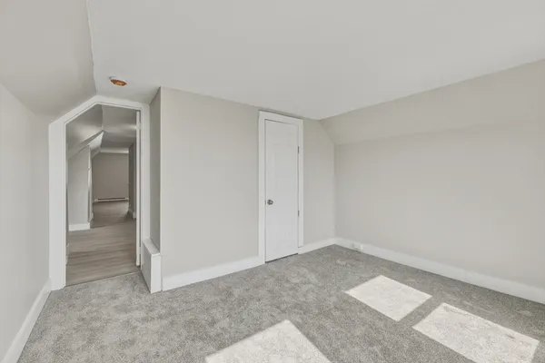 $449,987 | 207-209 White Street, Springfield, MA 01108