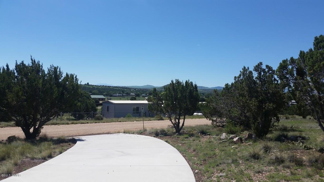 47 Short Lane Concho, AZ 85924 - Photo 2 of 16