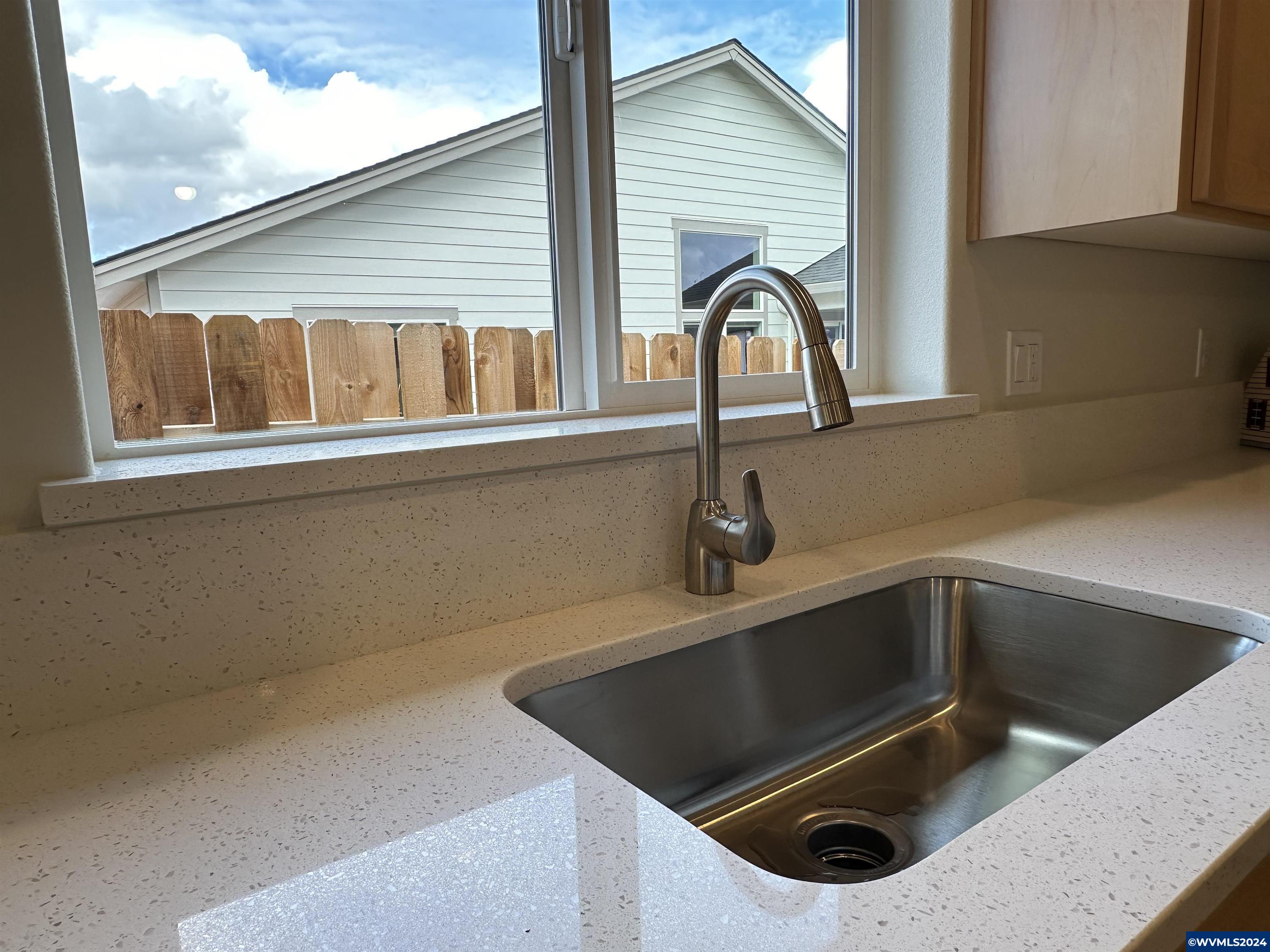 5667 Jeremy Vly Road Southeast Salem, OR 97306 - Photo 12 of 24 Gallery Image 12