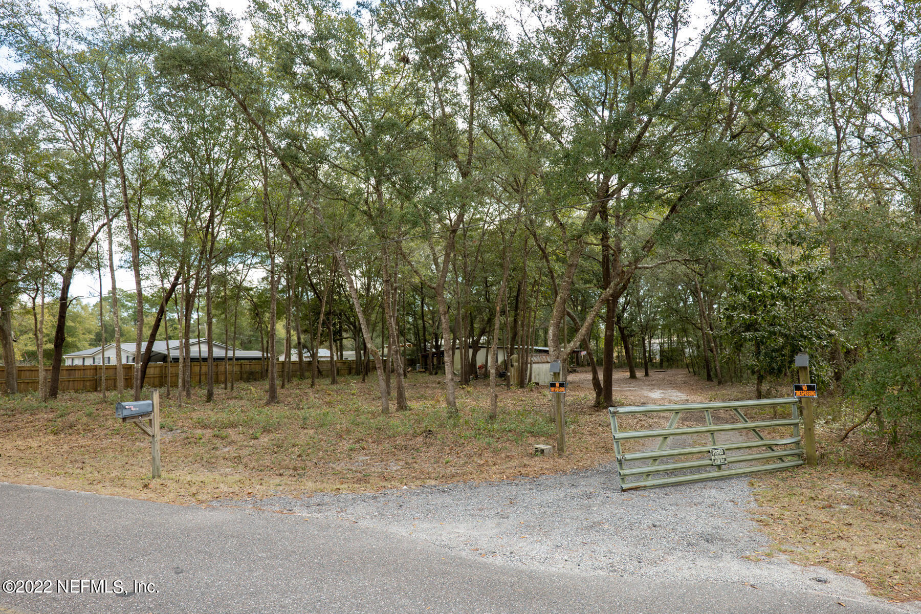85126 Linda Road Yulee, FL 32097 - Photo 3 of 16 03 cattle gate