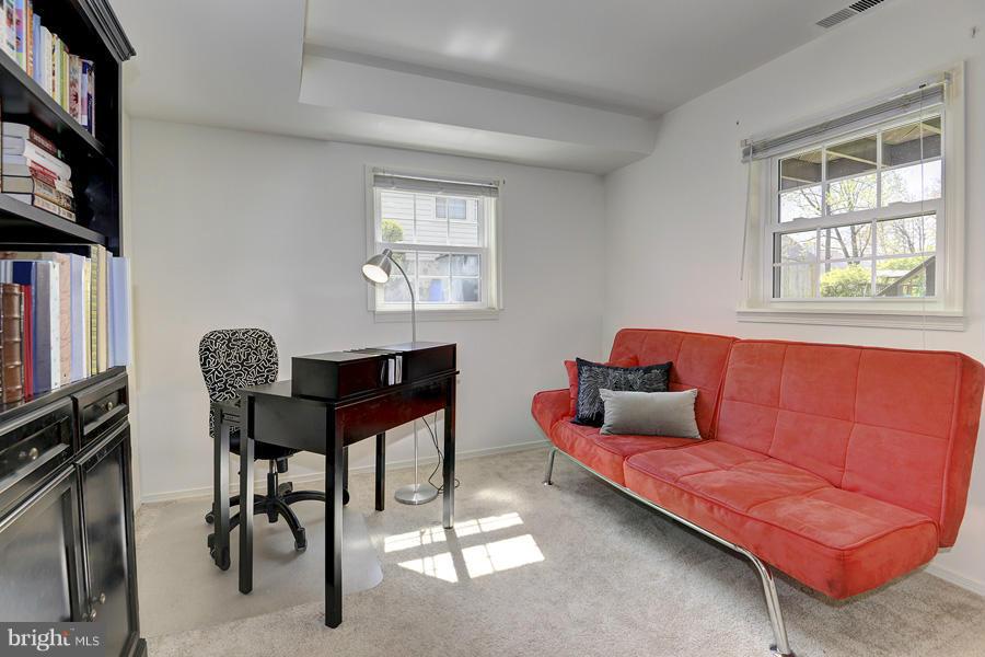 310 Talahi Road Southeast Vienna, VA 22180 - Photo 22 of 30 Interior (General)