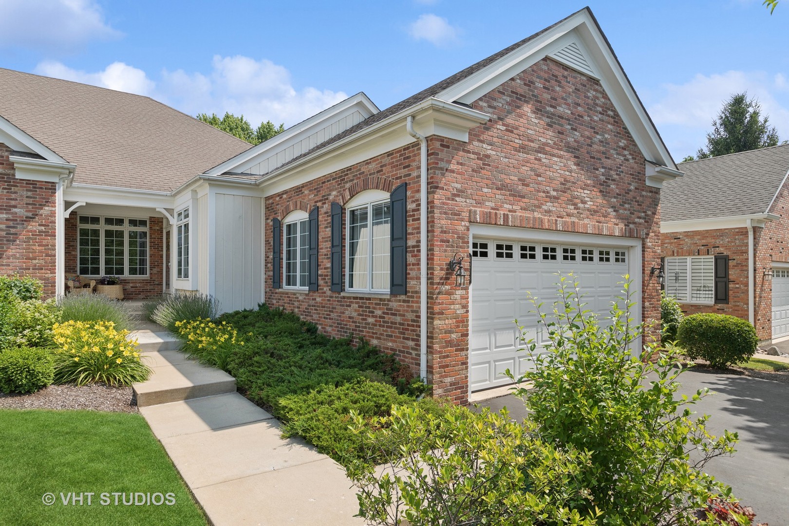 4218 Weatherstone Road Crystal Lake, IL 60014 - Photo 1 of 19 Gallery Image 1
