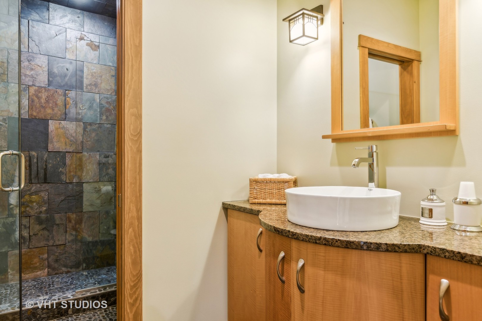 4218 Weatherstone Road Crystal Lake, IL 60014 - Photo 13 of 19 Gallery Image 13