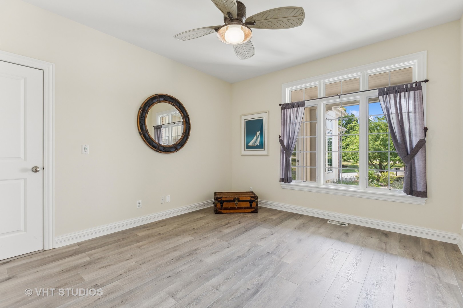4218 Weatherstone Road Crystal Lake, IL 60014 - Photo 14 of 19 Gallery Image 14