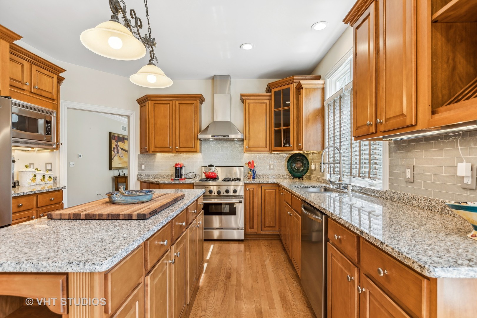 4218 Weatherstone Road Crystal Lake, IL 60014 - Photo 4 of 19 Gallery Image 4