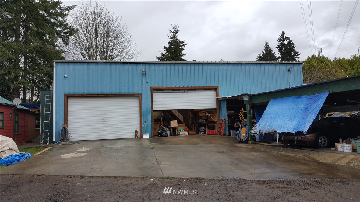 2203 180th Street Southeast Bothell, WA 98012 - Photo 2 of 17