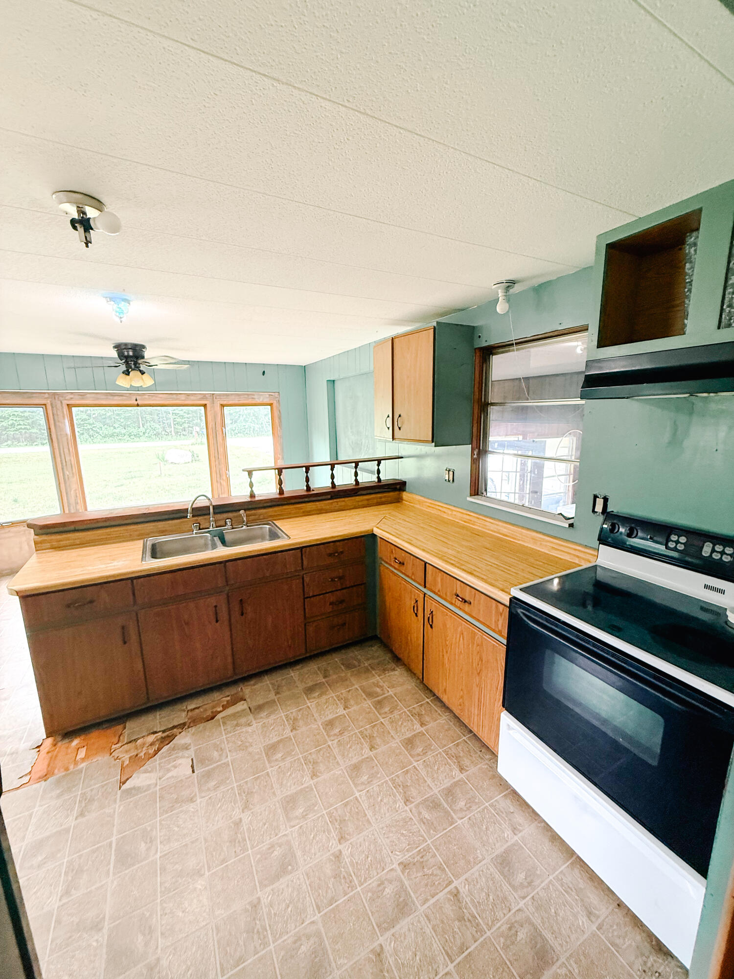 7704 Pine Creek Road Manistee, MI 49660 - Photo 7 of 13 IMG_5336