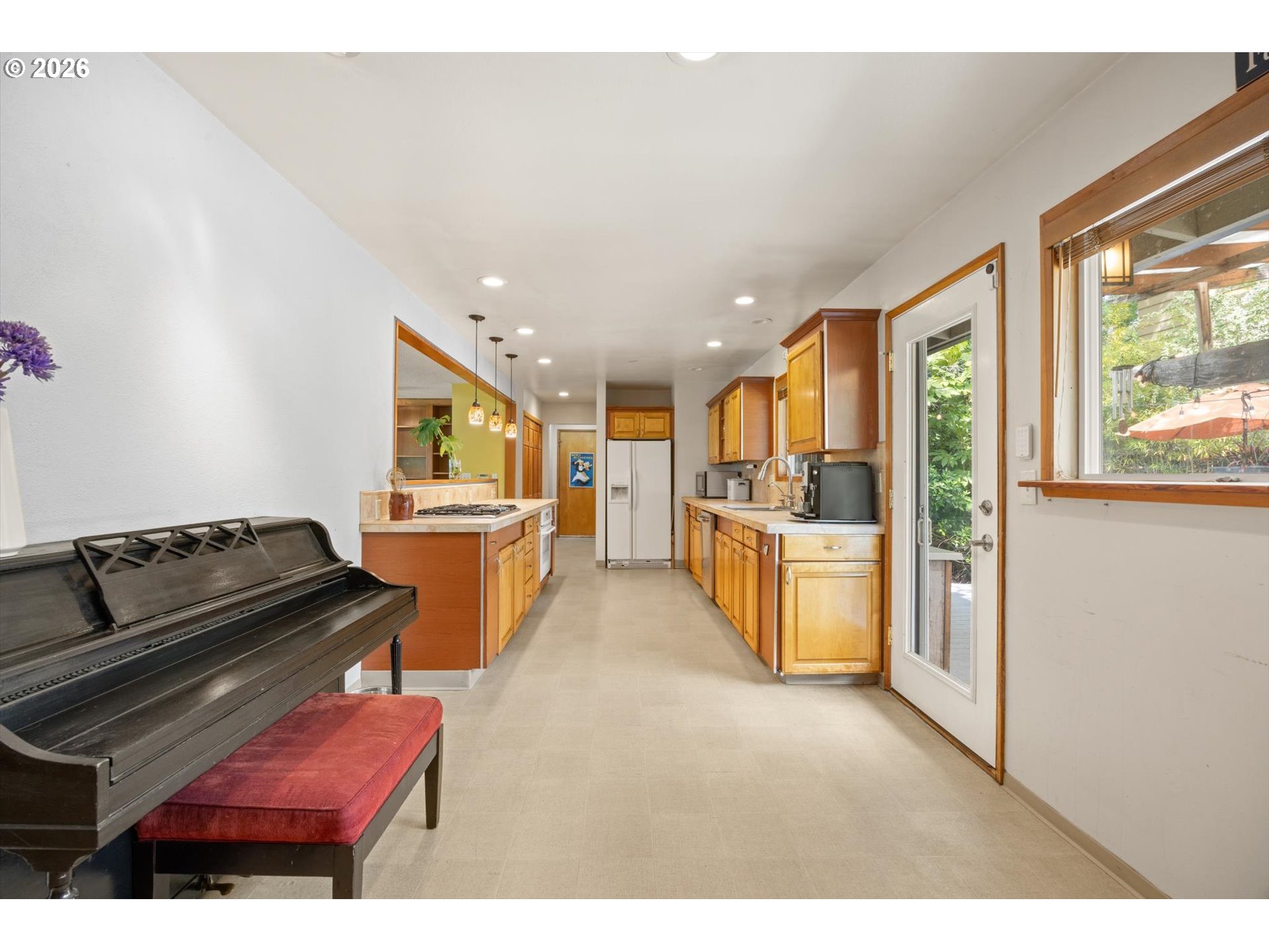12955 Southwest Evergreen Street Beaverton, OR 97005 - Photo 8 of 44