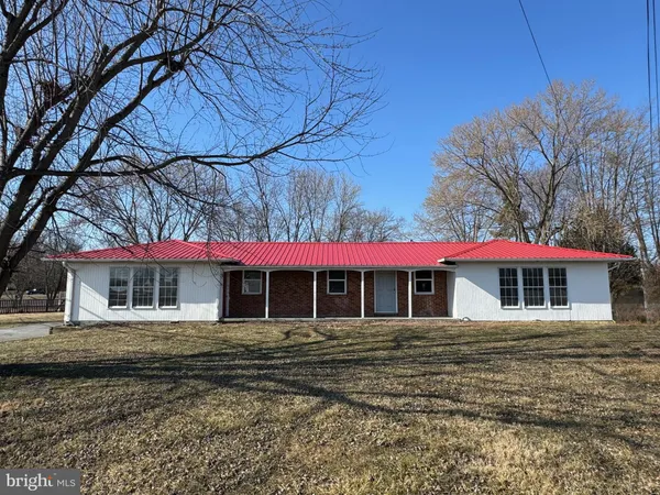 $399,000 | 130 White Oak Road, Stephens City, VA 22655