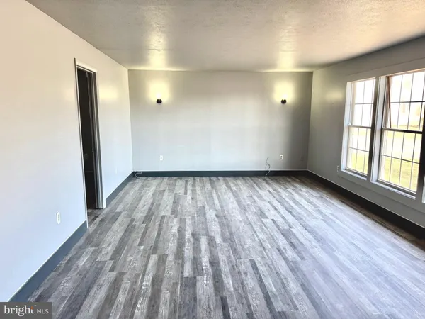 $399,000 | 130 White Oak Road, Stephens City, VA 22655