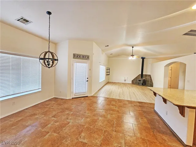 $1,935 | 3120 East Easy Street, Pahrump, NV 89061