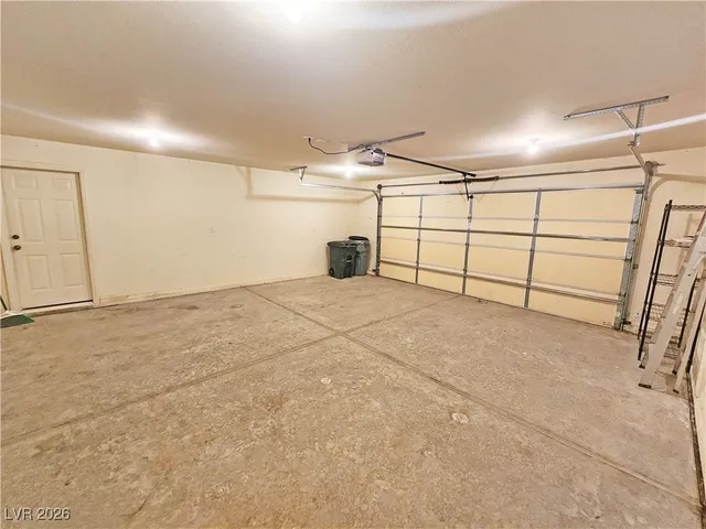 $1,935 | 3120 East Easy Street, Pahrump, NV 89061
