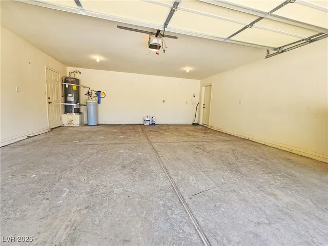 $1,935 | 3120 East Easy Street, Pahrump, NV 89061