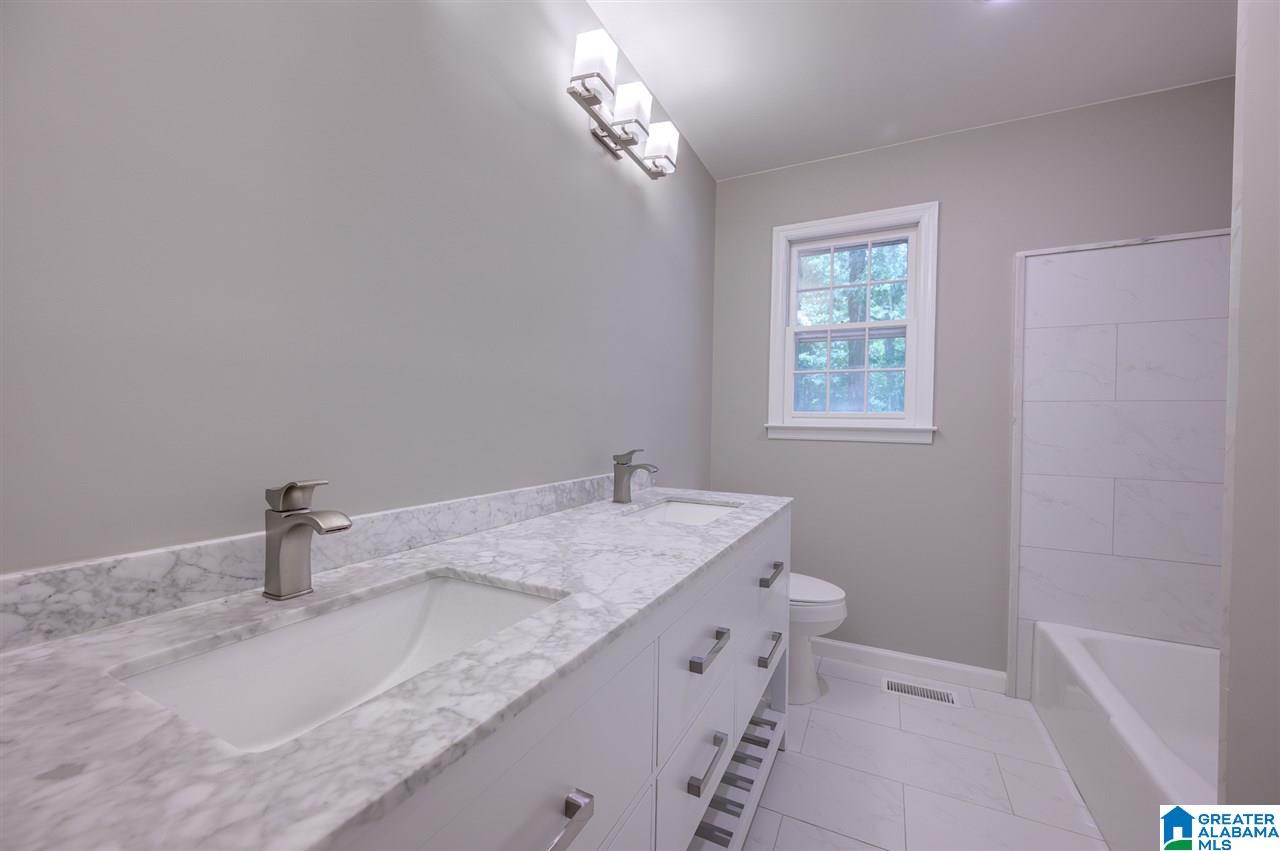 1824 Chestnut Lane Bessemer, AL 35022 - Photo 15 of 35