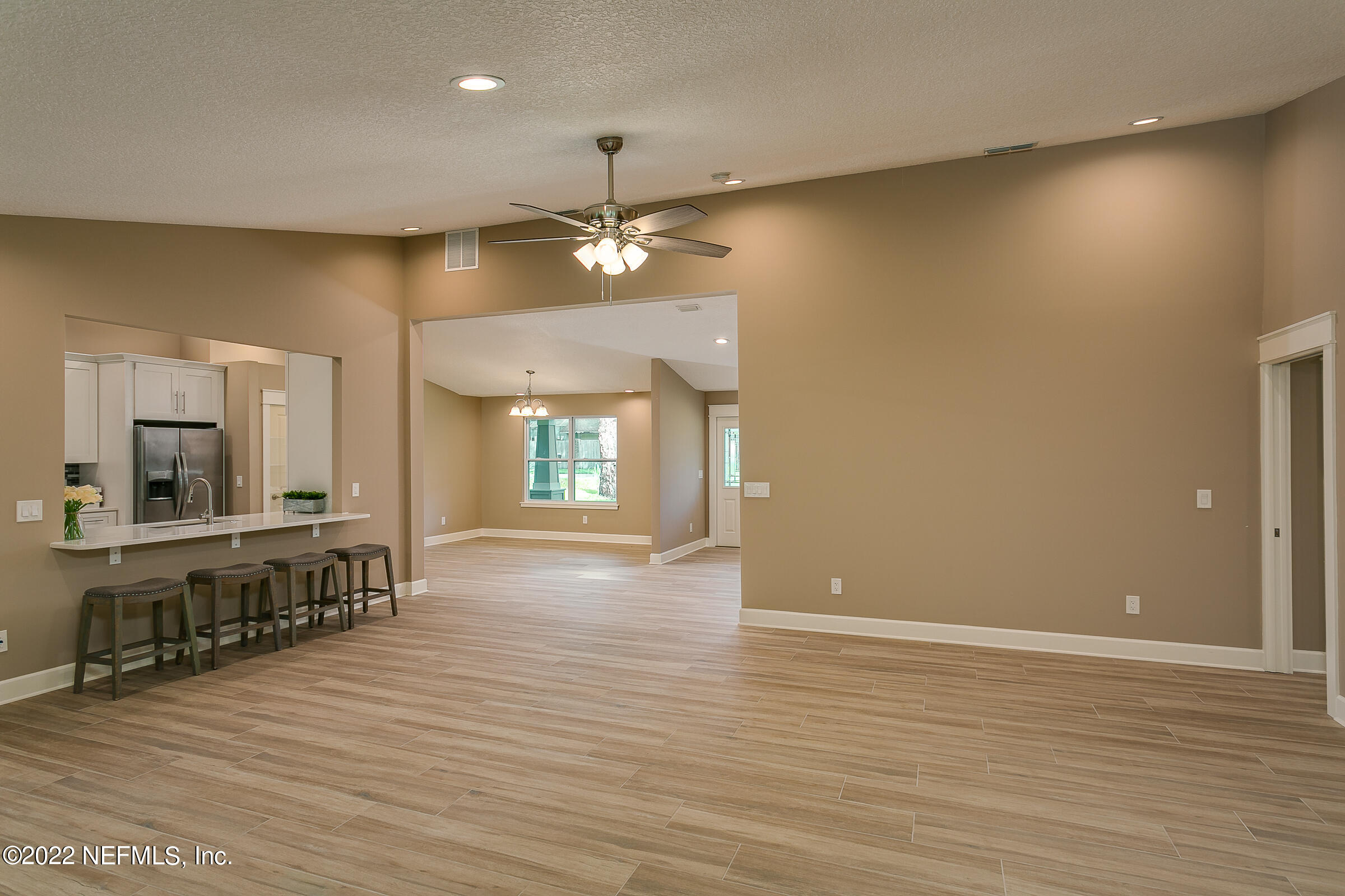 10729 Scott Mill Road Jacksonville, FL 32223 - Photo 9 of 55 1664911808-009-10729-Scott-Mill-Rd-2