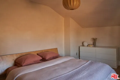 $999,000 | 1577 West 45th Street, Los Angeles, CA 90062