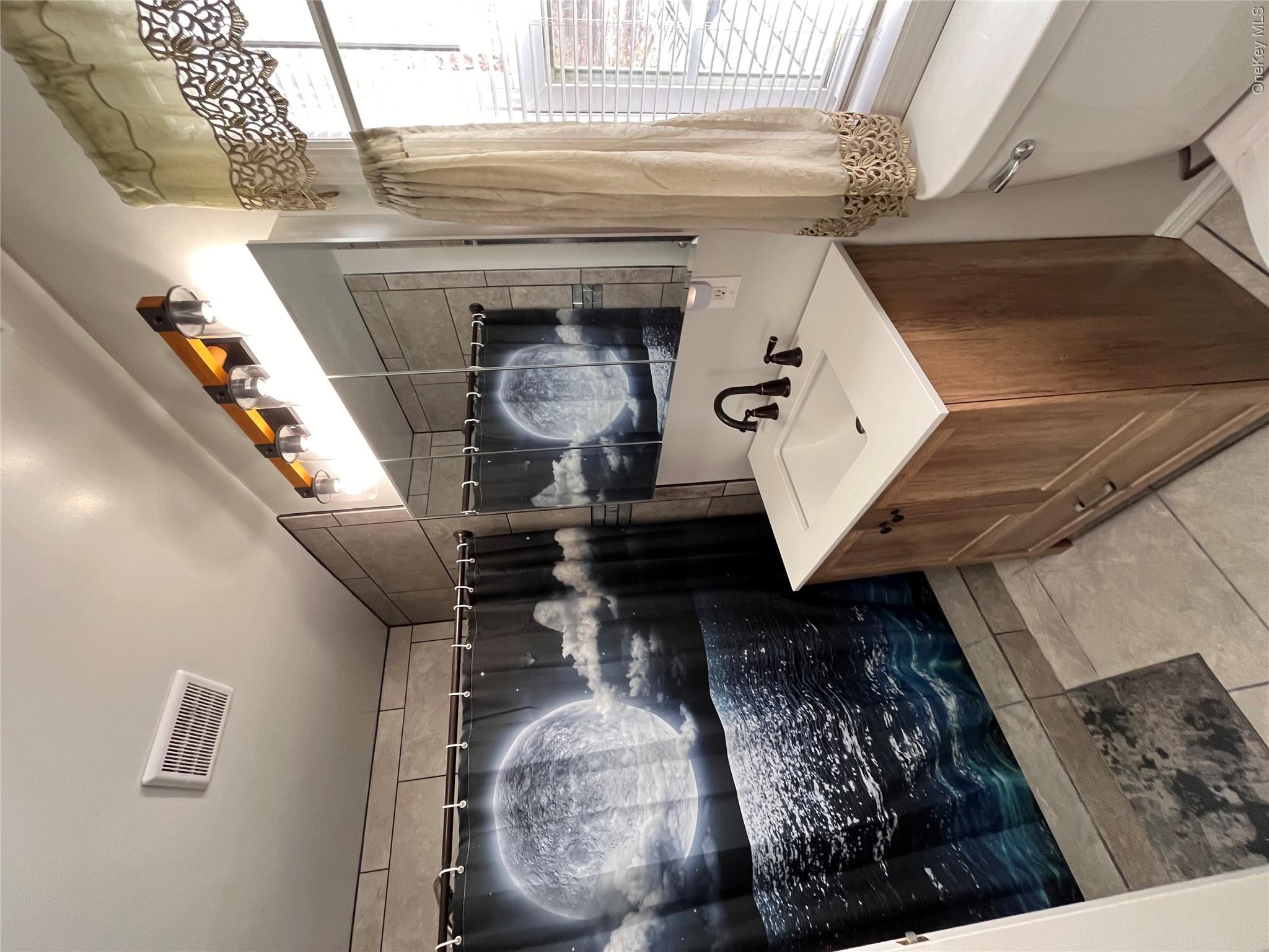 136 Elizabeth Way Ridge, NY 11961 - Photo 23 of 38