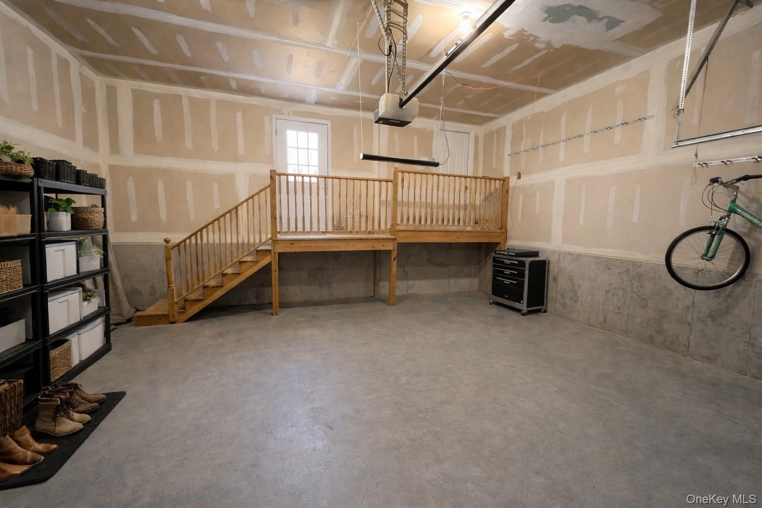 136 Elizabeth Way Ridge, NY 11961 - Photo 34 of 38