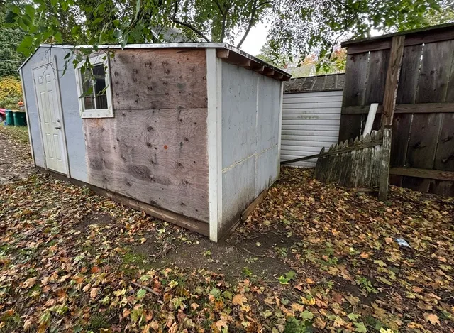 $159,999 | 33 Chestnut Hill Road, Unit A, Millville, MA 01529