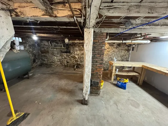 $159,999 | 33 Chestnut Hill Road, Unit A, Millville, MA 01529