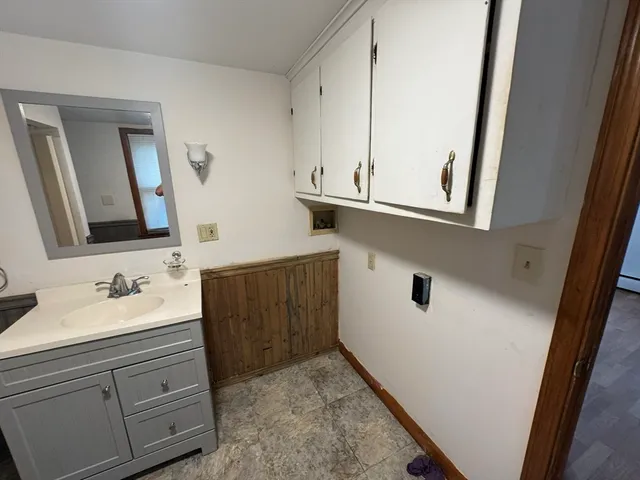 $159,999 | 33 Chestnut Hill Road, Unit A, Millville, MA 01529