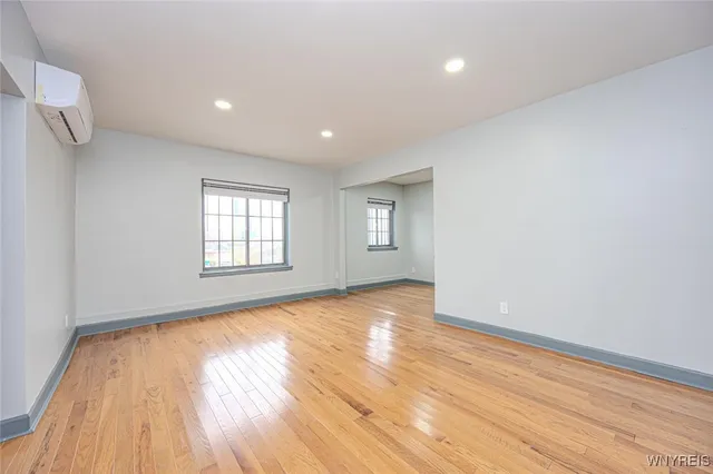 $950 | 530 Main Street, Unit 306, Niagara Falls, NY 14301