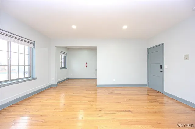 $950 | 530 Main Street, Unit 306, Niagara Falls, NY 14301