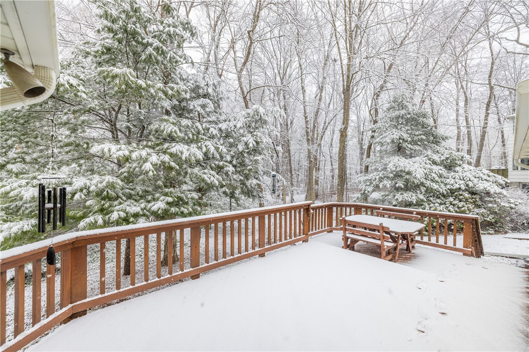 18 Bent Oak Road Chili, NY 14624 - Photo 41 of 47 Back deck