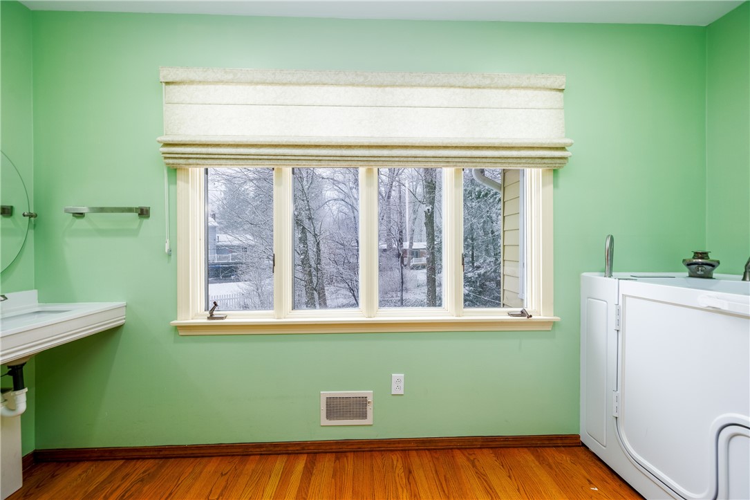 18 Bent Oak Road Chili, NY 14624 - Photo 8 of 47 Full bath 1st floor