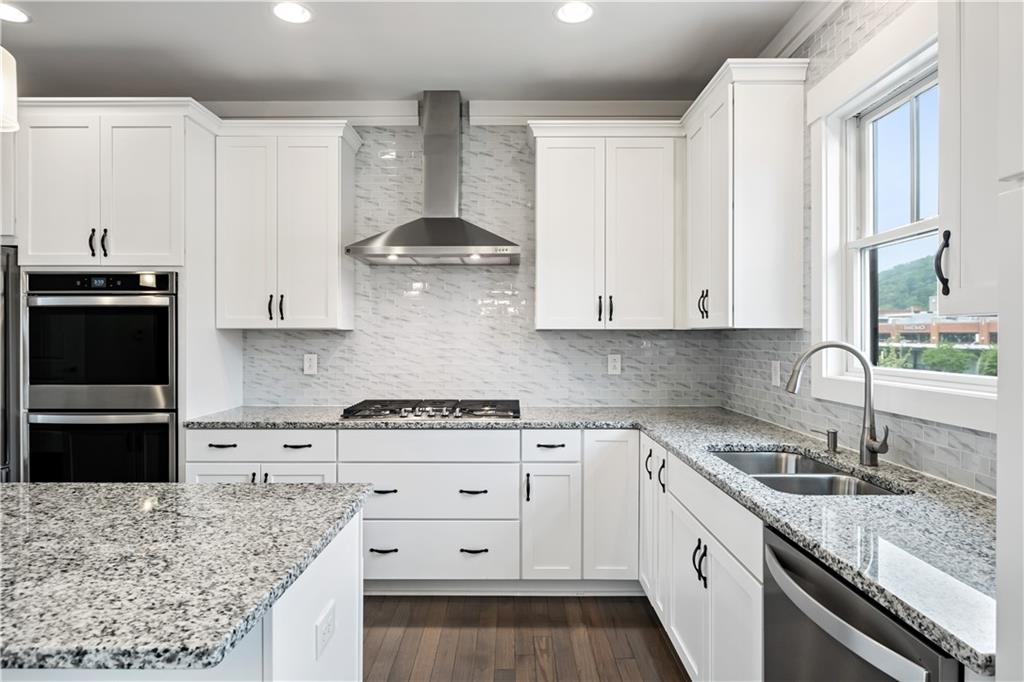 1726 Waterfront Place Pittsburgh, PA 15222 - Photo 15 of 44 A chef's delight