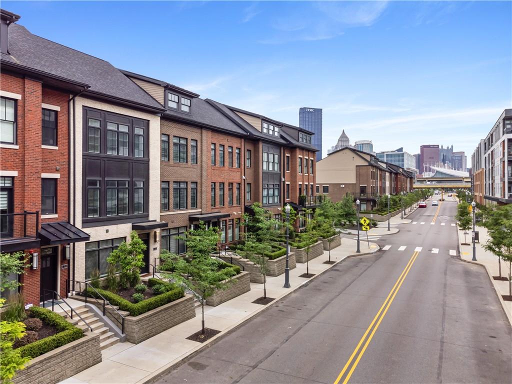 1726 Waterfront Place Pittsburgh, PA 15222 - Photo 4 of 44 Waterfront Place is a private road - on street fee for parking available