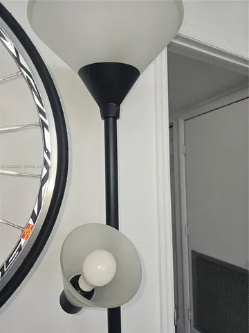 $1,700 | 2171 Northeast 66th Street, Unit 827, Fort Lauderdale, FL 33308