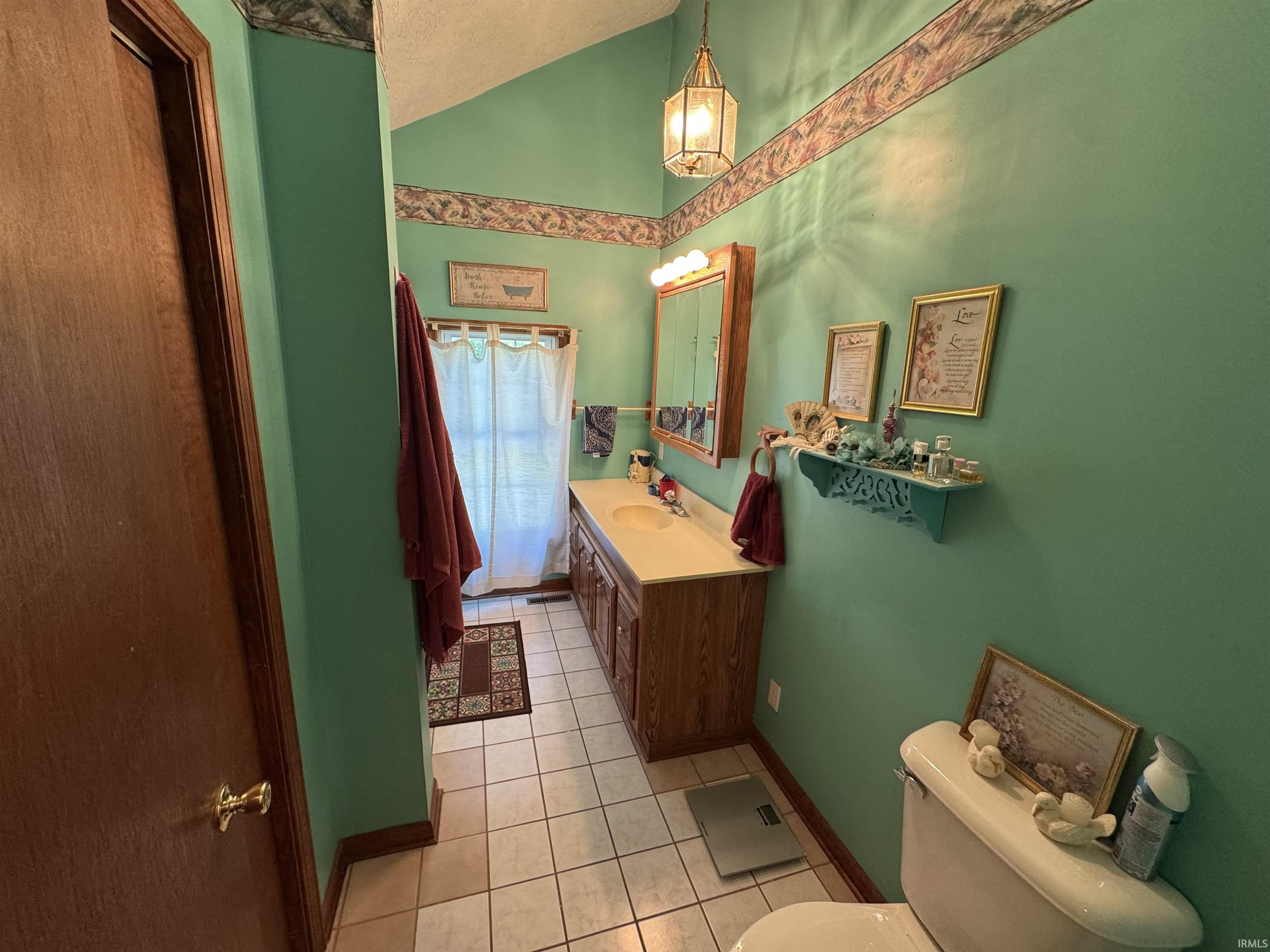 64500 Maple Road Lakeville, IN 46536 - Photo 16 of 36