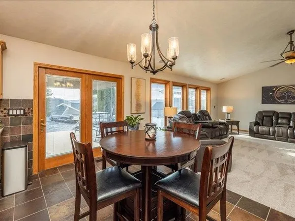 $899,900 | 6527 West Skagit Avenue, Spokane, WA 99208