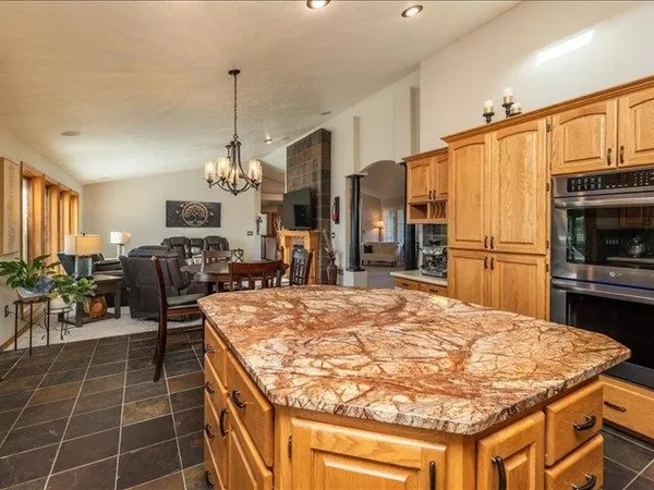 $899,900 | 6527 West Skagit Avenue, Spokane, WA 99208