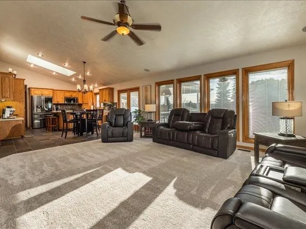 $899,900 | 6527 West Skagit Avenue, Spokane, WA 99208