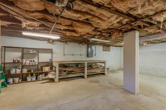 $270,000 | 911 Old White Hill Road, Stuarts Draft, VA 24477