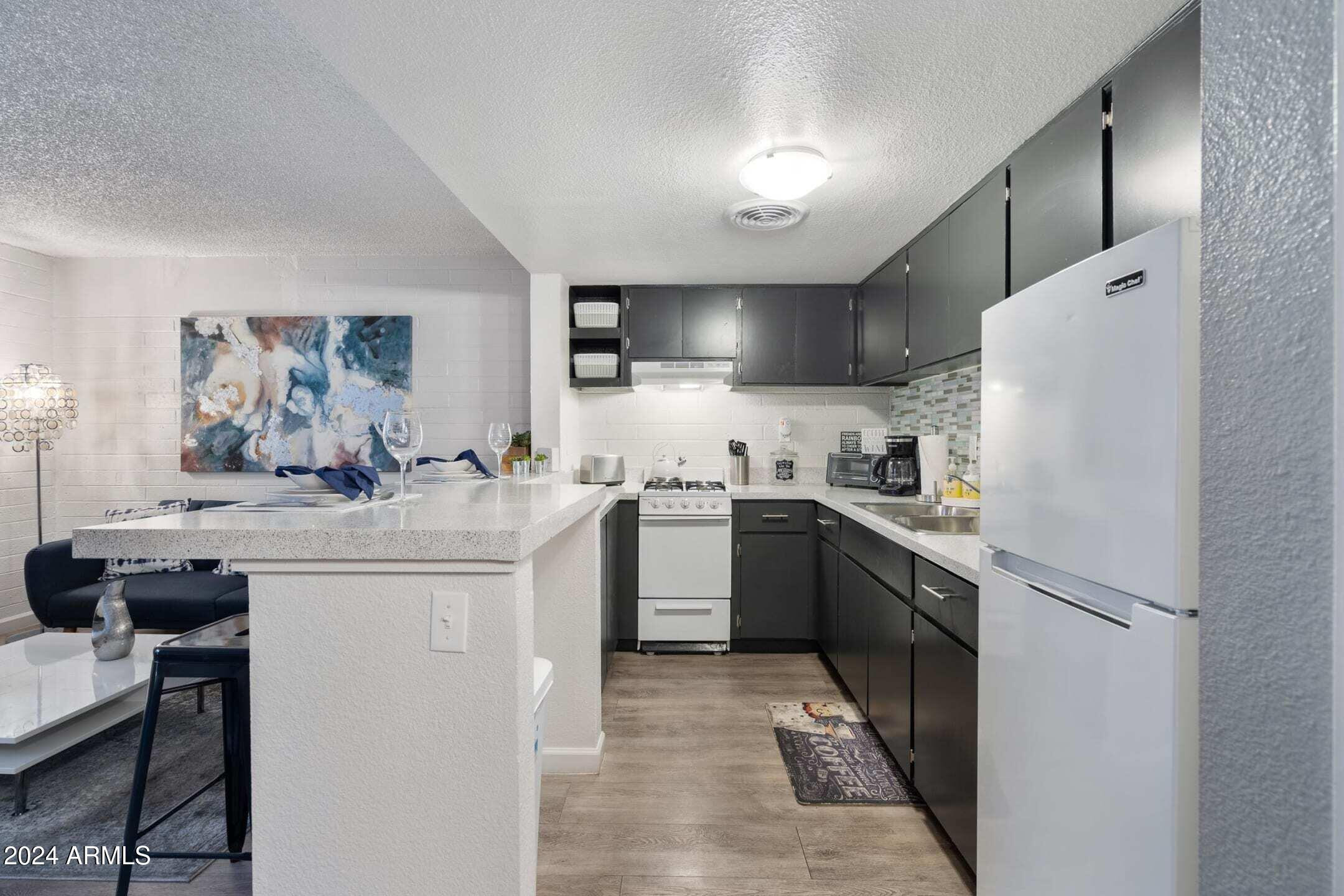 1601 West Camelback Road, Unit A10AW Phoenix, AZ 85015 - Photo 2 of 23 Photo #2