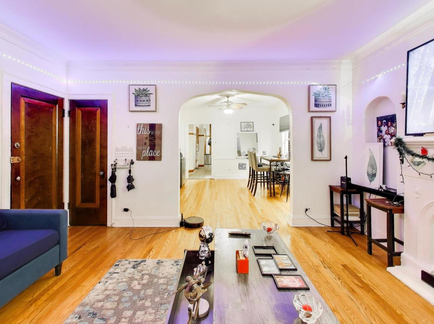 8322 South Sangamon Street Chicago, IL 60620 - Photo 13 of 36 a view of a living room and bathroom