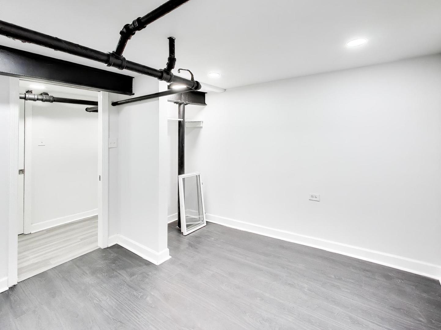 8322 South Sangamon Street Chicago, IL 60620 - Photo 10 of 36 a view of small space