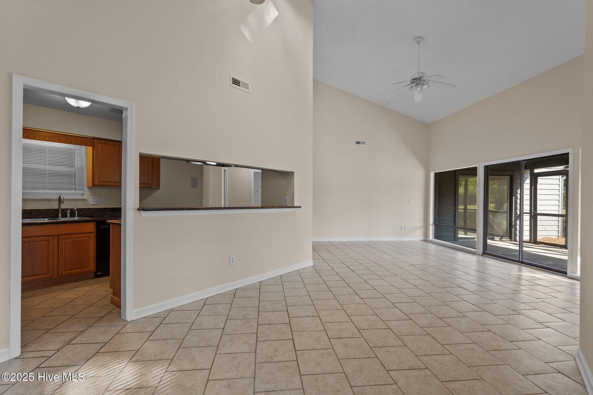 702 Azalea Drive, Unit 495 Hampstead, NC 28443 - Photo 7 of 41 38-web-or-mls-DSC04235