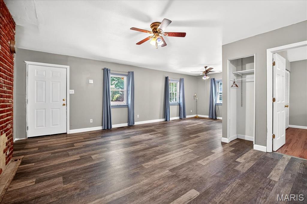 1355 Stein Road Ferguson, MO 63135 - Photo 18 of 48