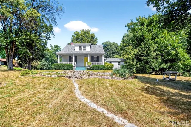 $215,000 | 1355 Stein Road, Ferguson, MO 63135