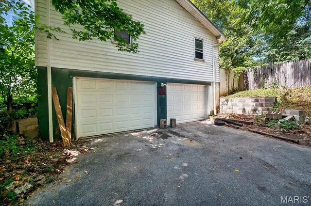 $215,000 | 1355 Stein Road, Ferguson, MO 63135